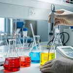 دستگاه PH متر چیست؟ بررسی انواع، کاربردها و نقش آن در صنایع مختلف